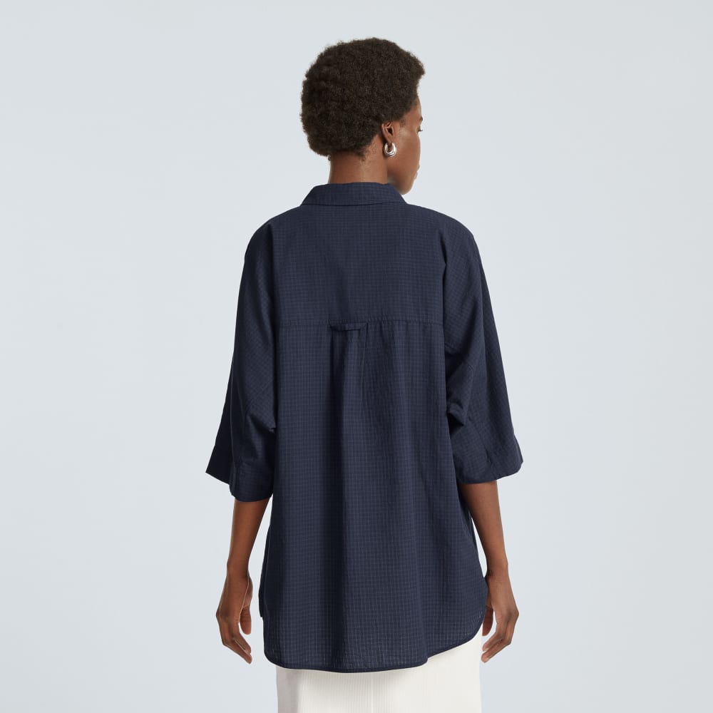 The Cotton Tourist Shirt in Navy — detail view