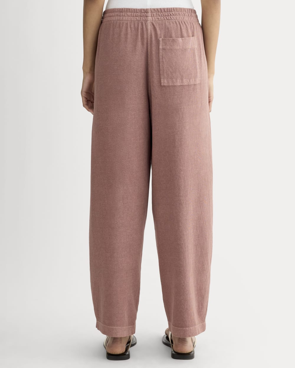 The Off-Duty Barrel Pant in Brown Garment Dye — detail view