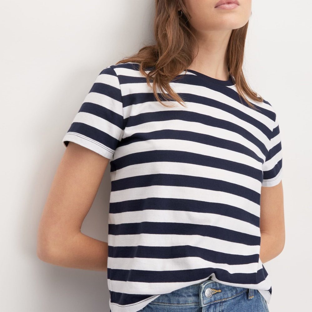 The Box-Cut Tee in Essential Cotton in Navy / Canvas — detail view