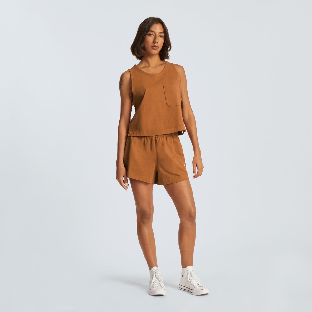 The Premium Weight Cropped Pocket Tank in Tawny Brown — detail view