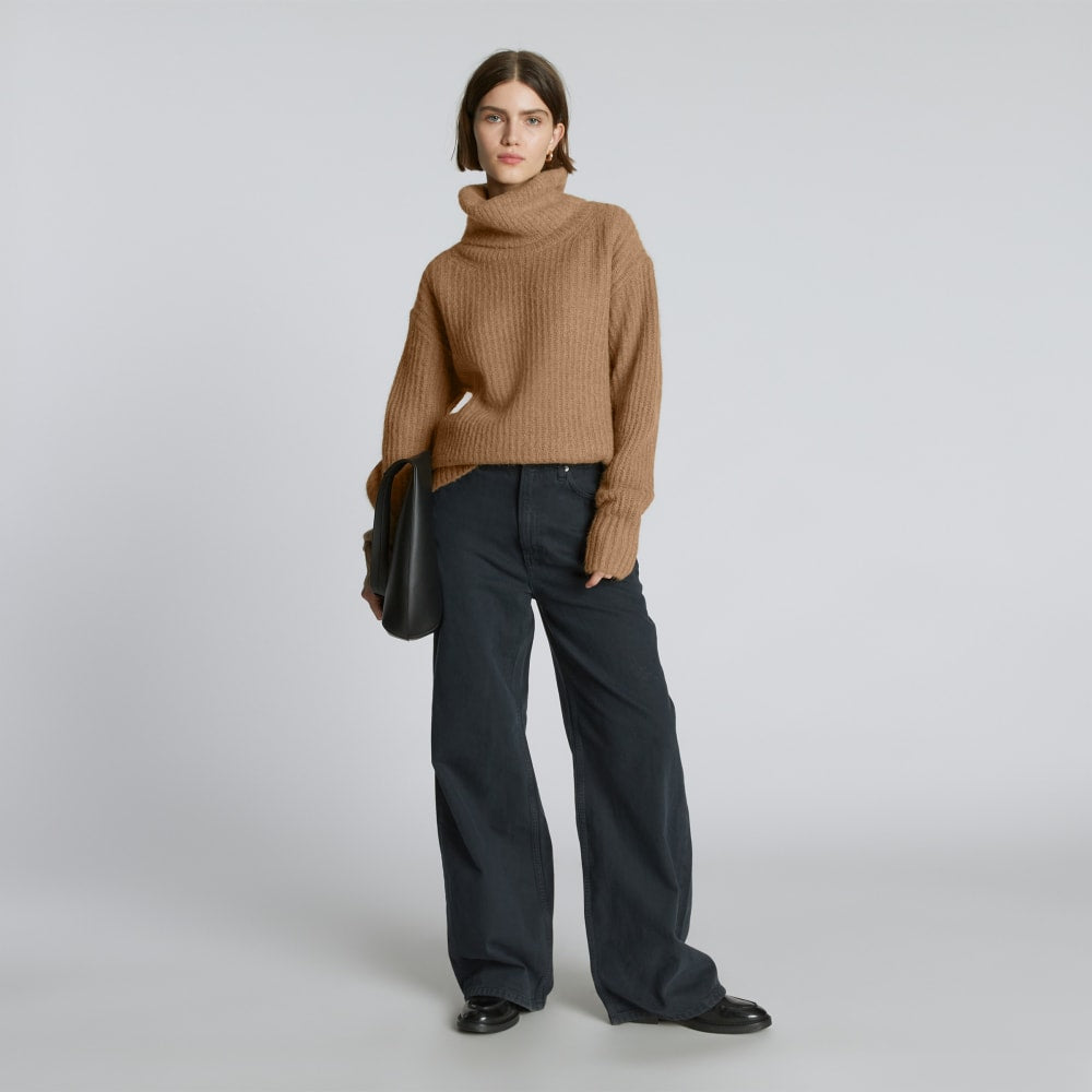 The Alpaca Oversized Turtleneck in Cappuccino — detail view