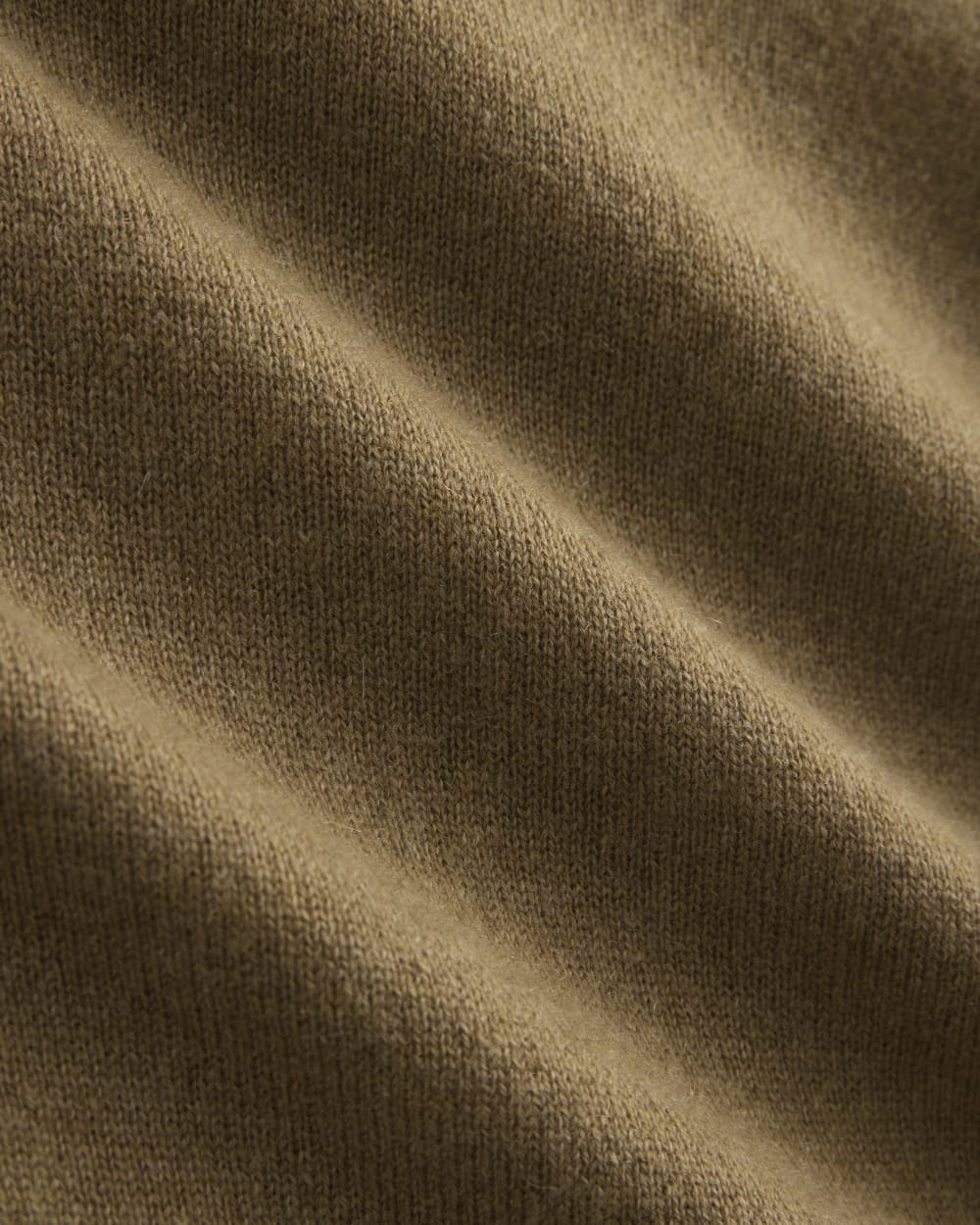 Cashmere Slim Crew Sweater in Toast — detail view