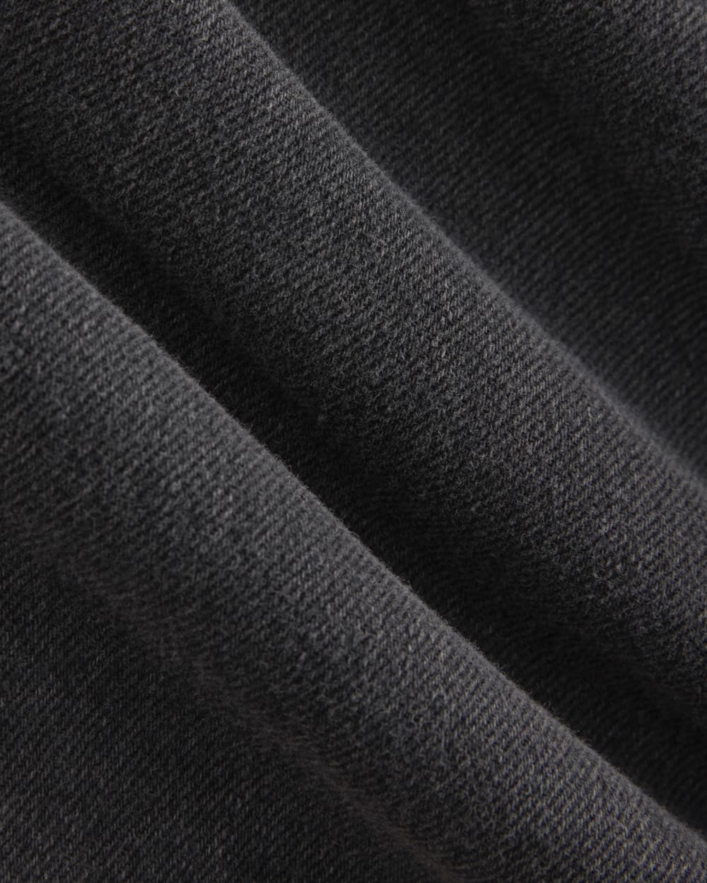 Denim Easy Short in Midnight — detail view