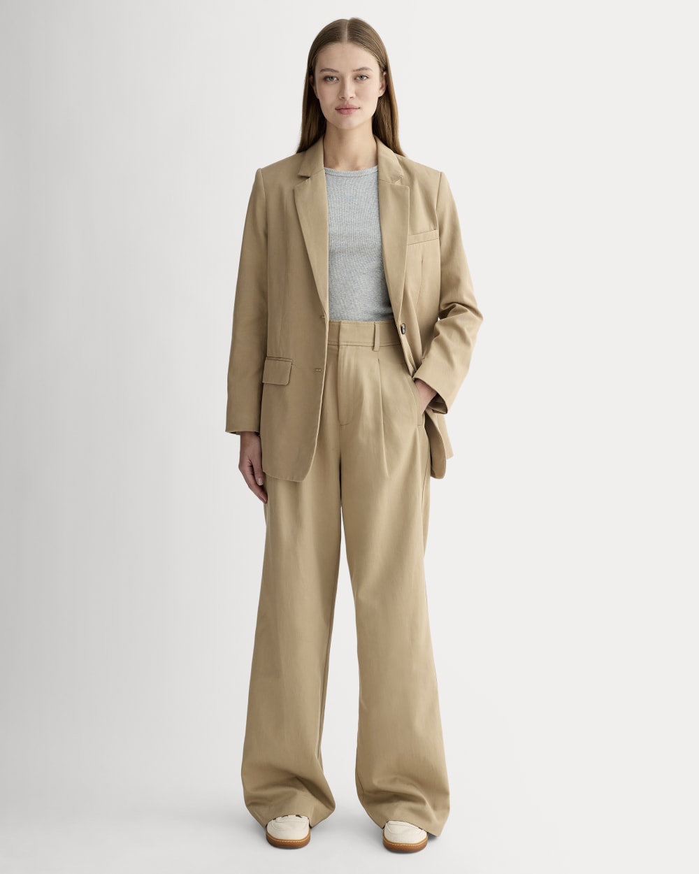 The Draper Pleated Pant in Buttersmooth in Ash Brown — front view