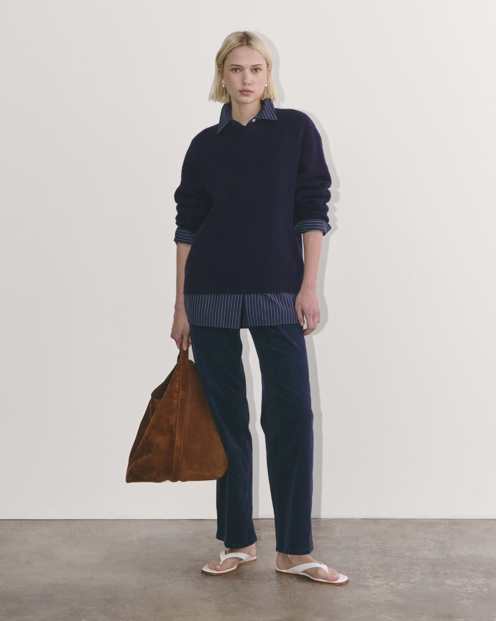 The Cocoon Crew in Wool Cashmere in Navy — alternate view