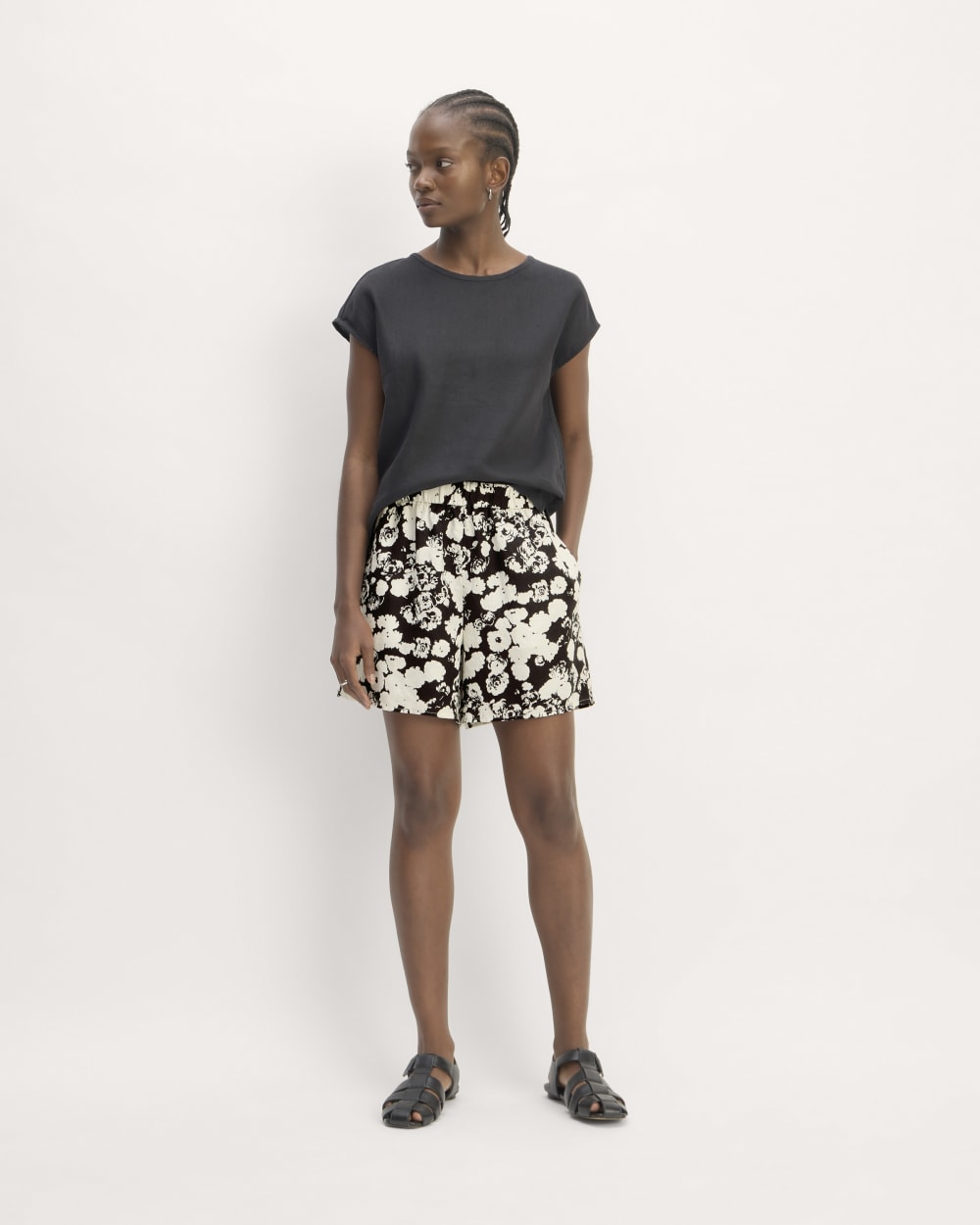 The Linen Easy Short in Black / Bone Floral — front view