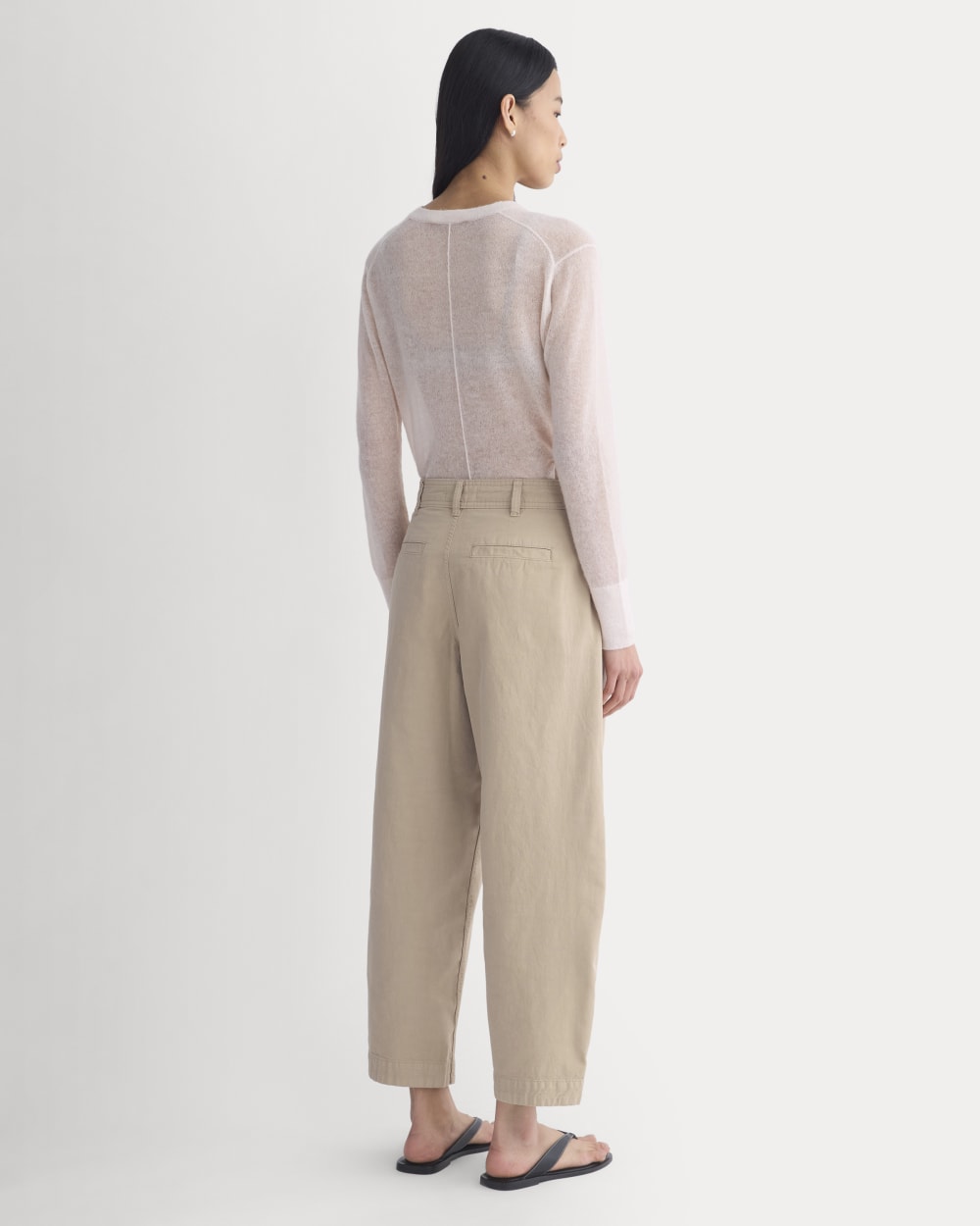 The Everywhere Pant in Trench Coat Khaki — detail view