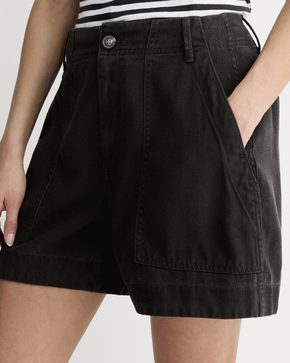 The Utility Short in Buttersoft in Black — detail view