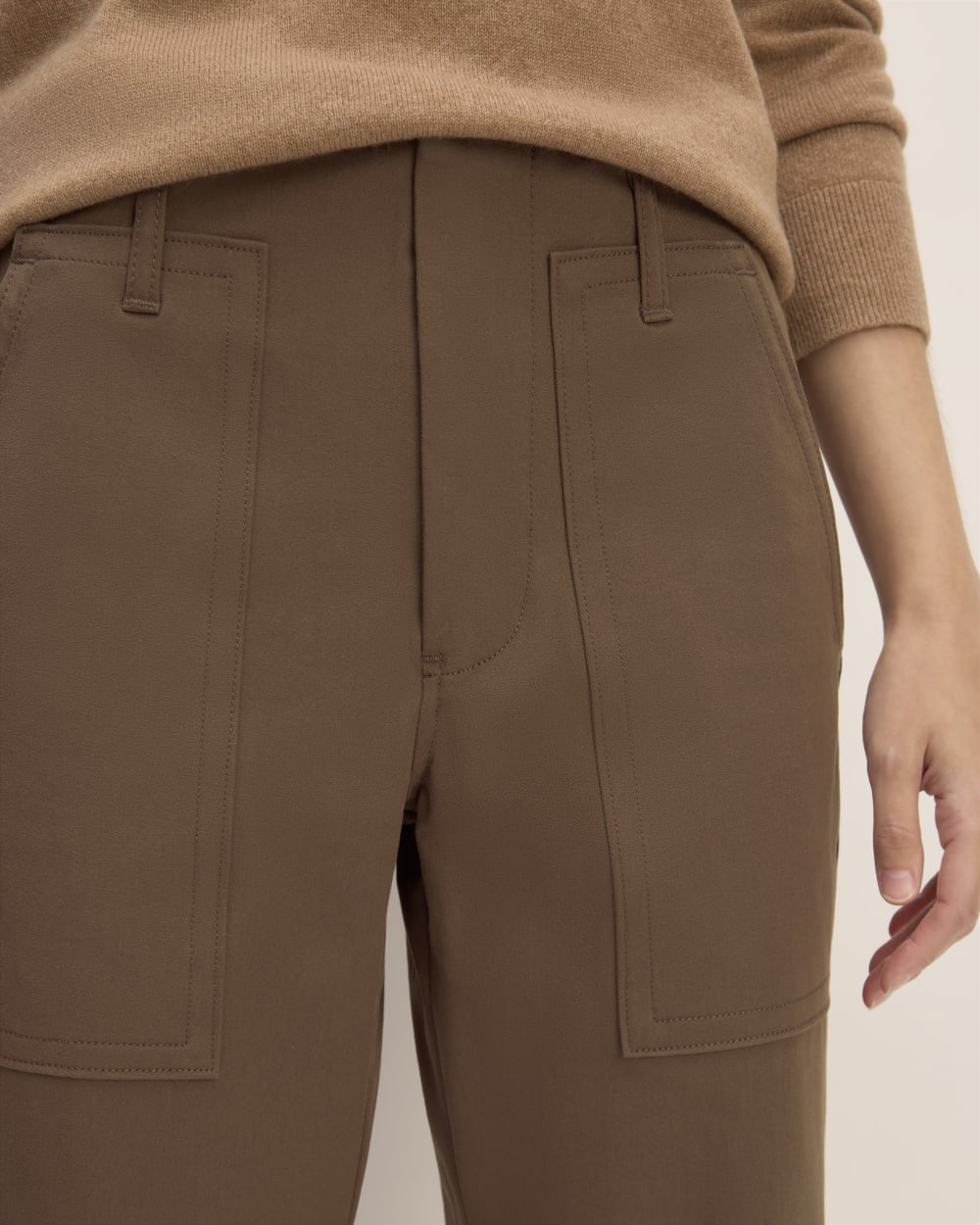 The Bi-Stretch Utility Pant in Cocoa — detail view