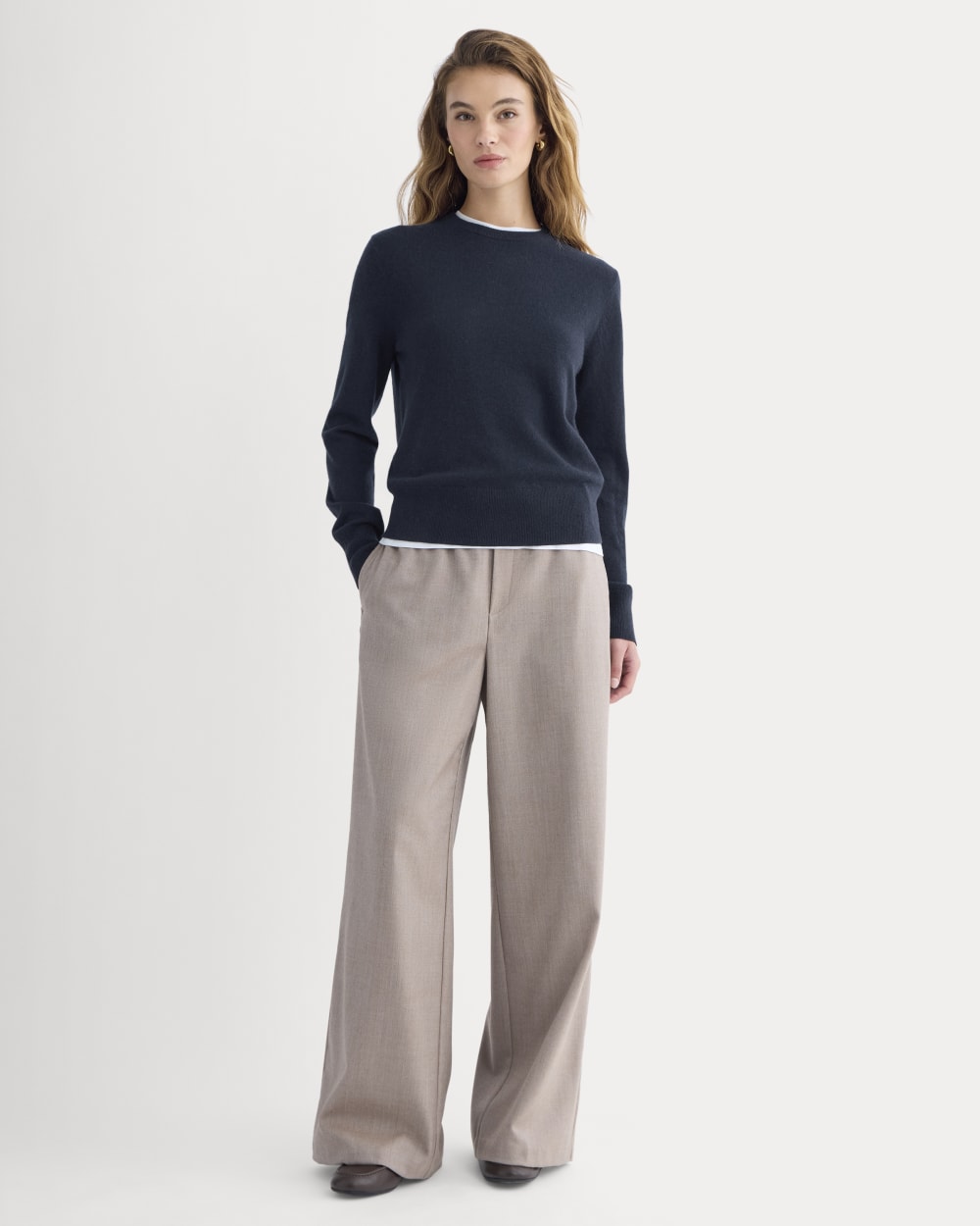 Cashmere Slim Crew Sweater in Navy — detail view