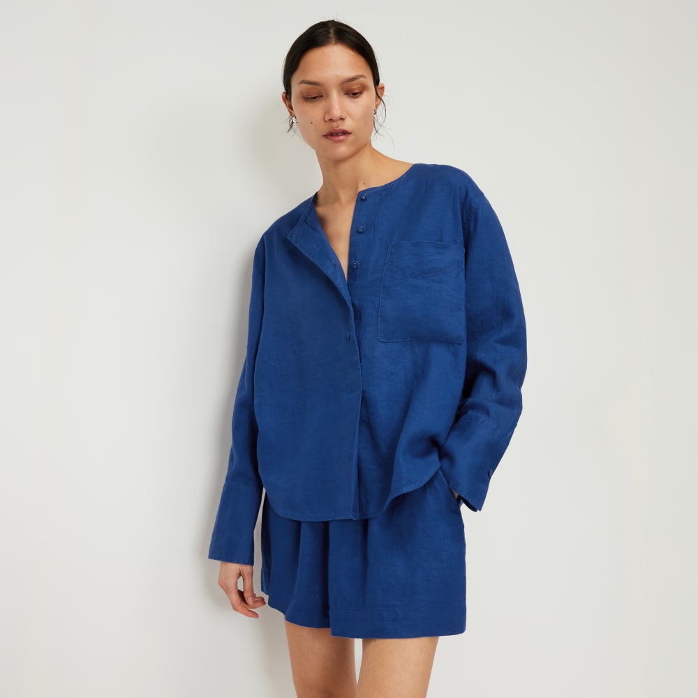 The Linen Popover Shirt in Mazarine Blue — front view