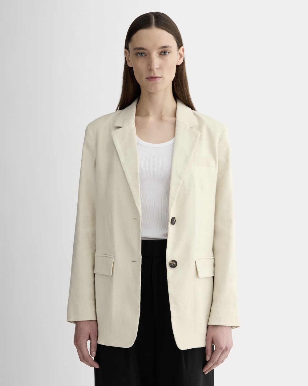 The Oversized Blazer in Stretch Linen in Birch — front view