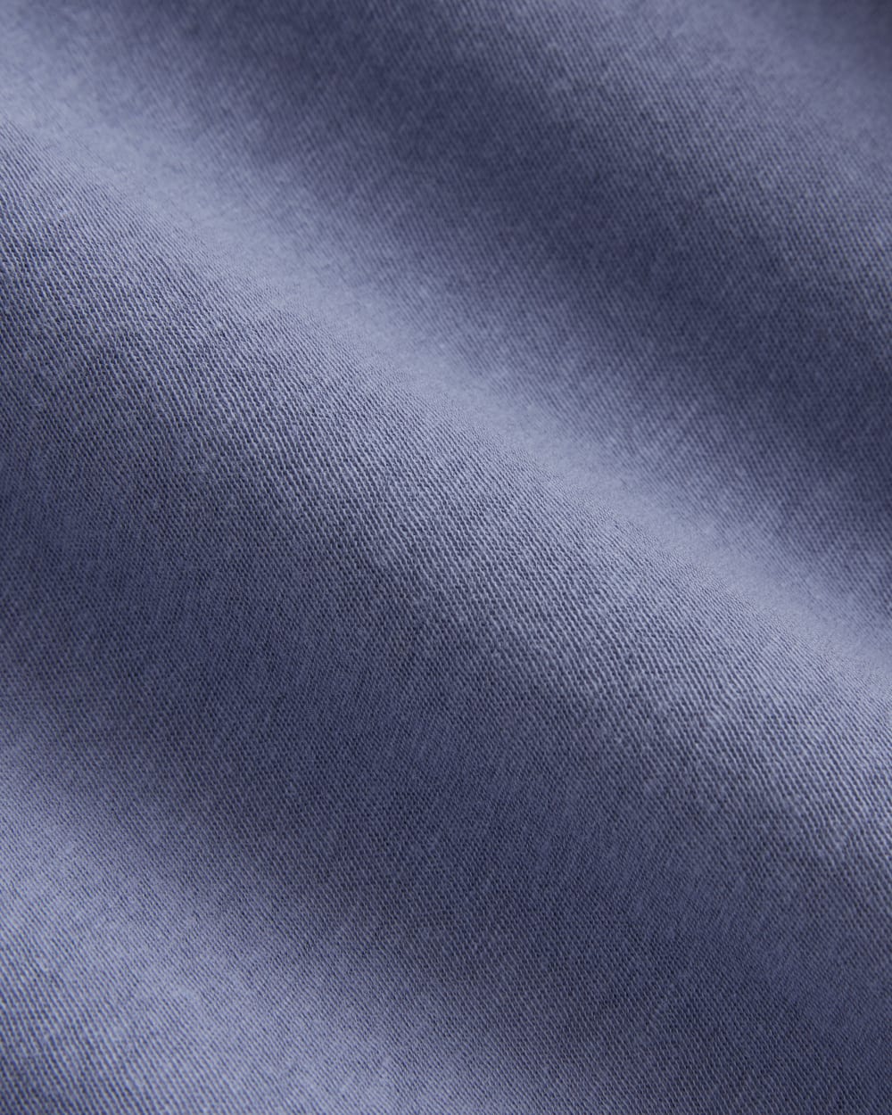 The Slim Air Tee in Blue Dusk — detail view