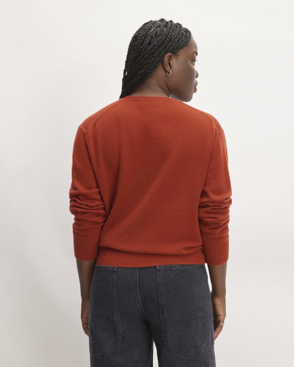 The Classic Crew in Cashmere in Rusted Red — detail view