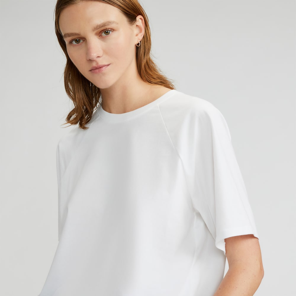 The Organic Cotton Raglan Tee in White — detail view