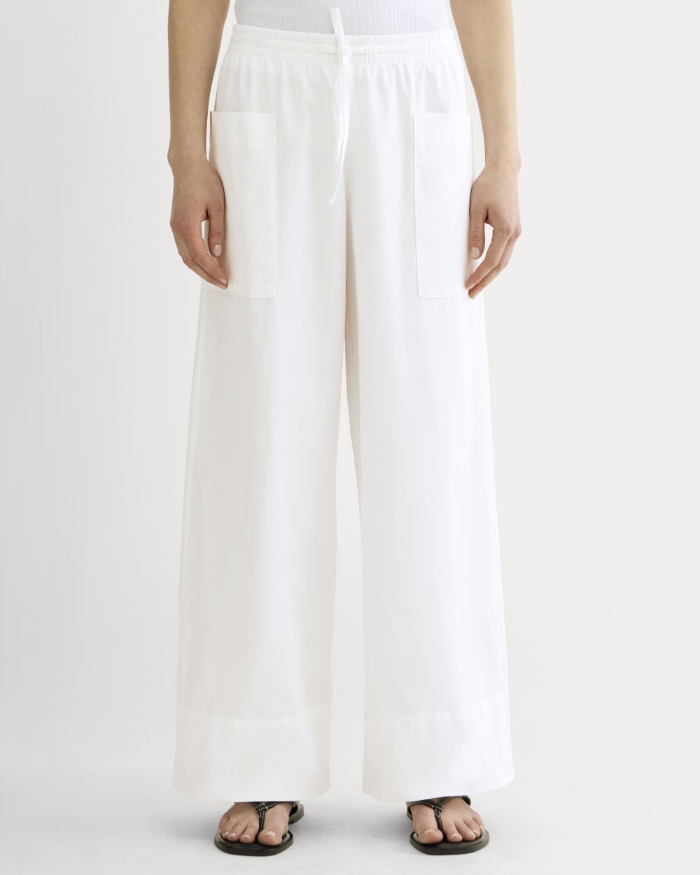 The Easy Cargo Pant in White — detail view