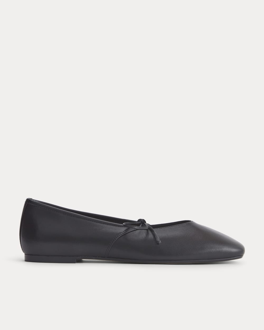 Leather Keyhole Flat in Black — front view