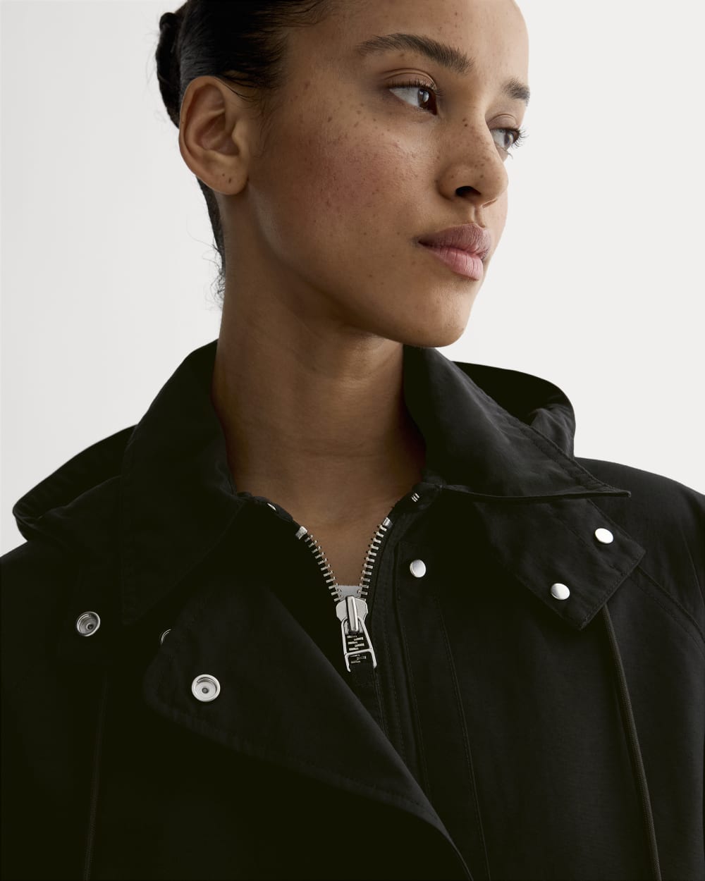The Short Anorak in Black — detail view