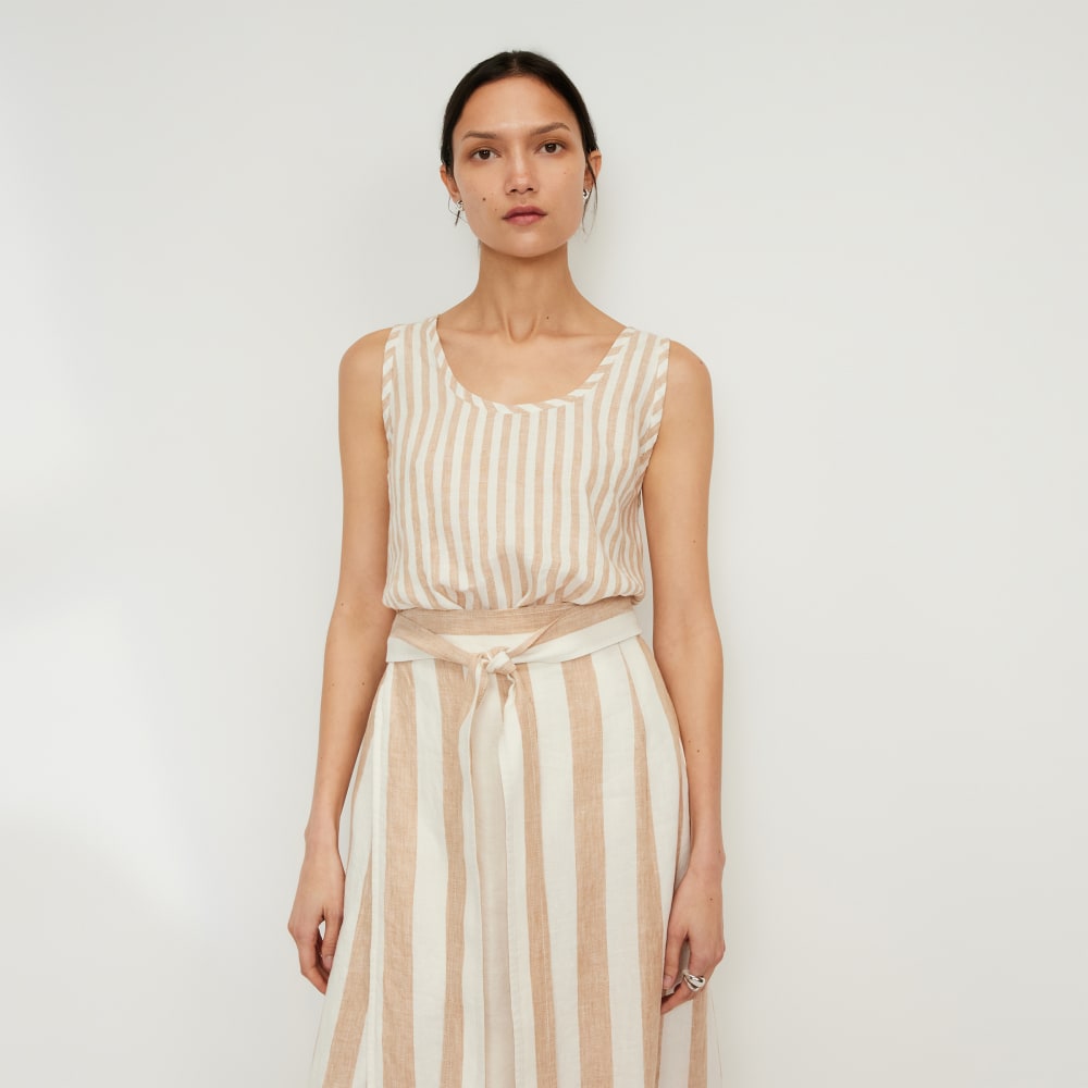 The Scoop Tank in Linen in Bone / Caramel — front view