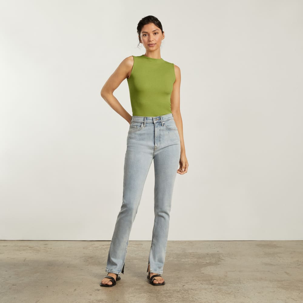 The Pima Micro-Rib Funnel-Neck Tank in Pepper — detail view