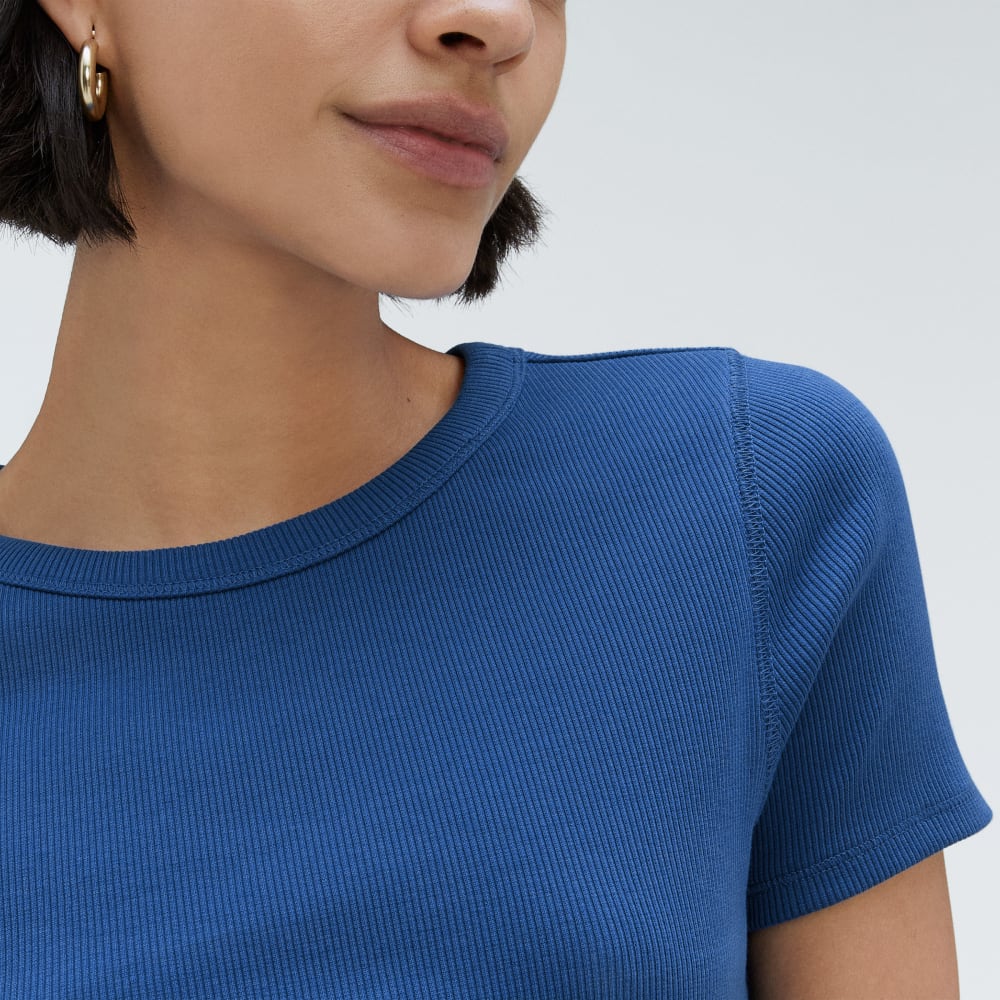 The ’90s Rib Tee in Deep Blue — detail view