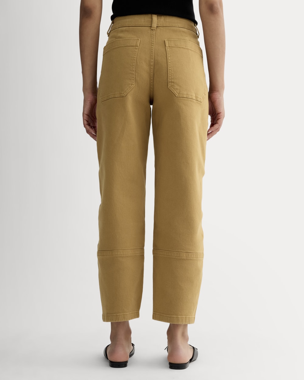 The Utility Barrel Pant in Oak Brown — detail view