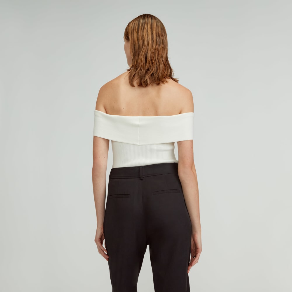 The Ribbed Cotton Off-The-Shoulder Top in Bone — detail view