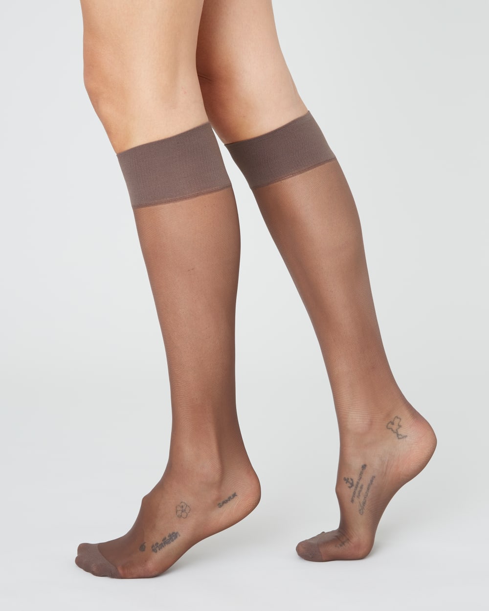 2-Pack Elin Premium Knee-Highs in Dark Brown — front view