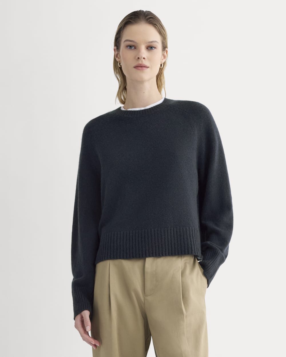 The Boxy Crew in Cashmere in Navy — front view