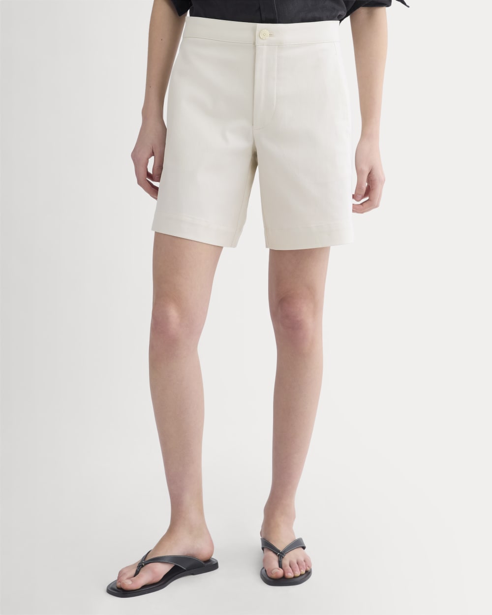 Side-Panel Tailored Short in Birch — detail view