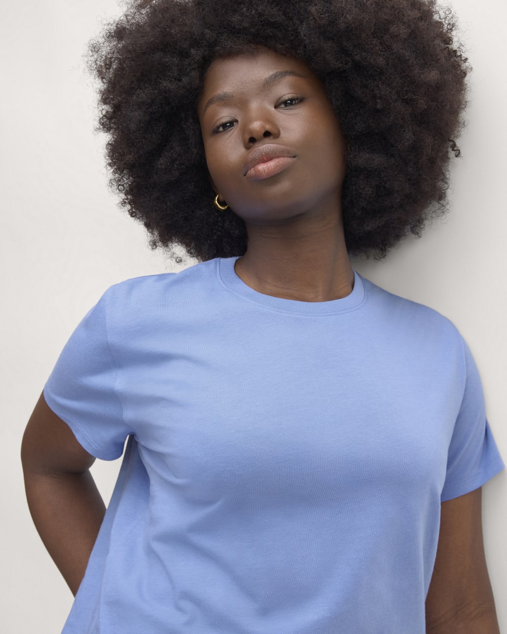 The Box-Cut Tee in Essential Cotton in Blue Opal — detail view