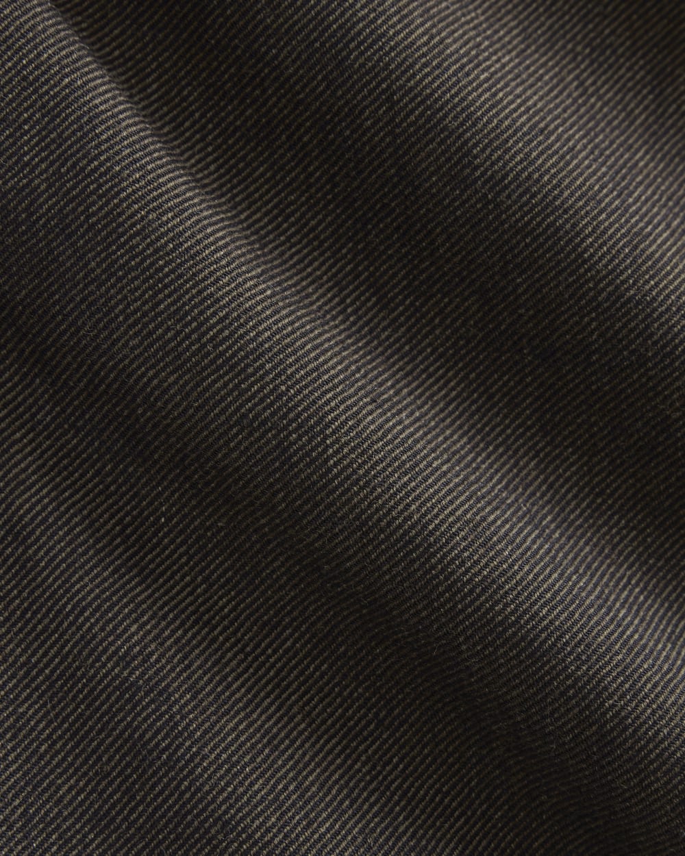 Straight-Leg Trouser in Tailor Twill in Heathered Fudge — detail view