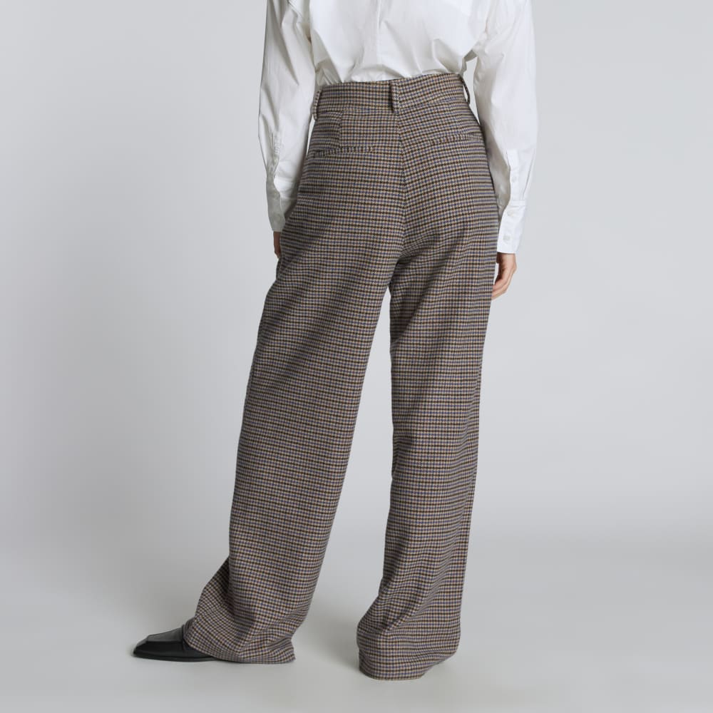The ReWool® Way-High Drape Pant in Blue / Brown Houndstooth — detail view