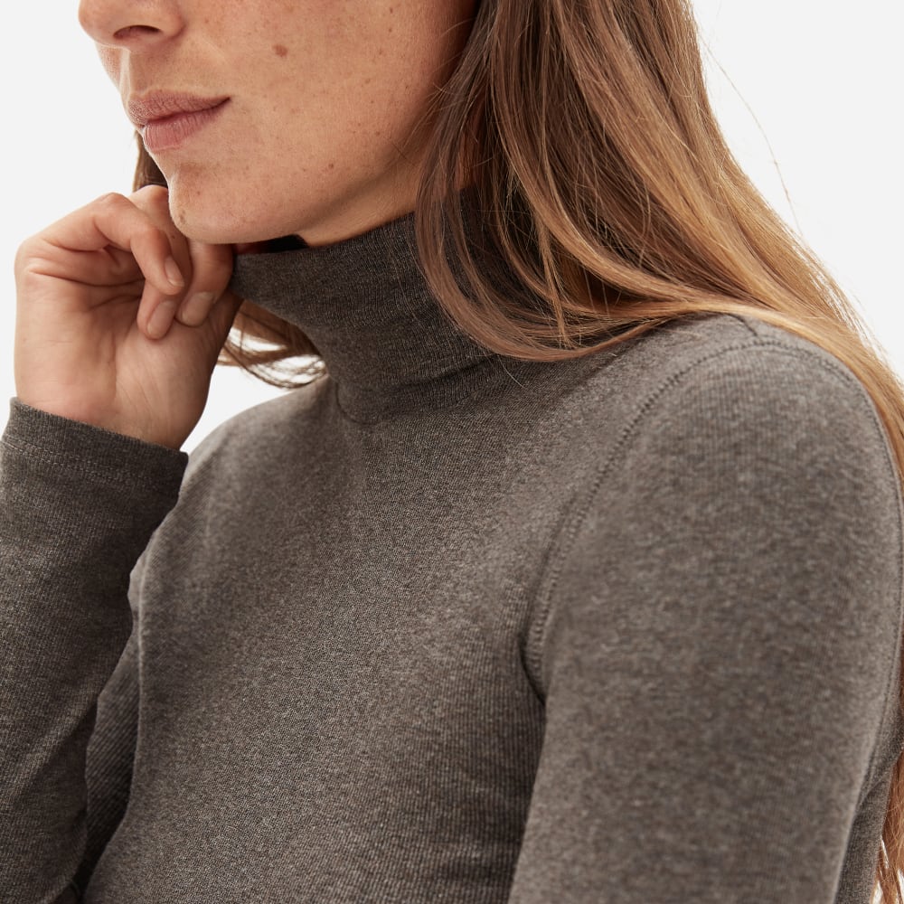 The Luxe Micro-Rib Turtleneck in Heathered Fatigue — alternate view