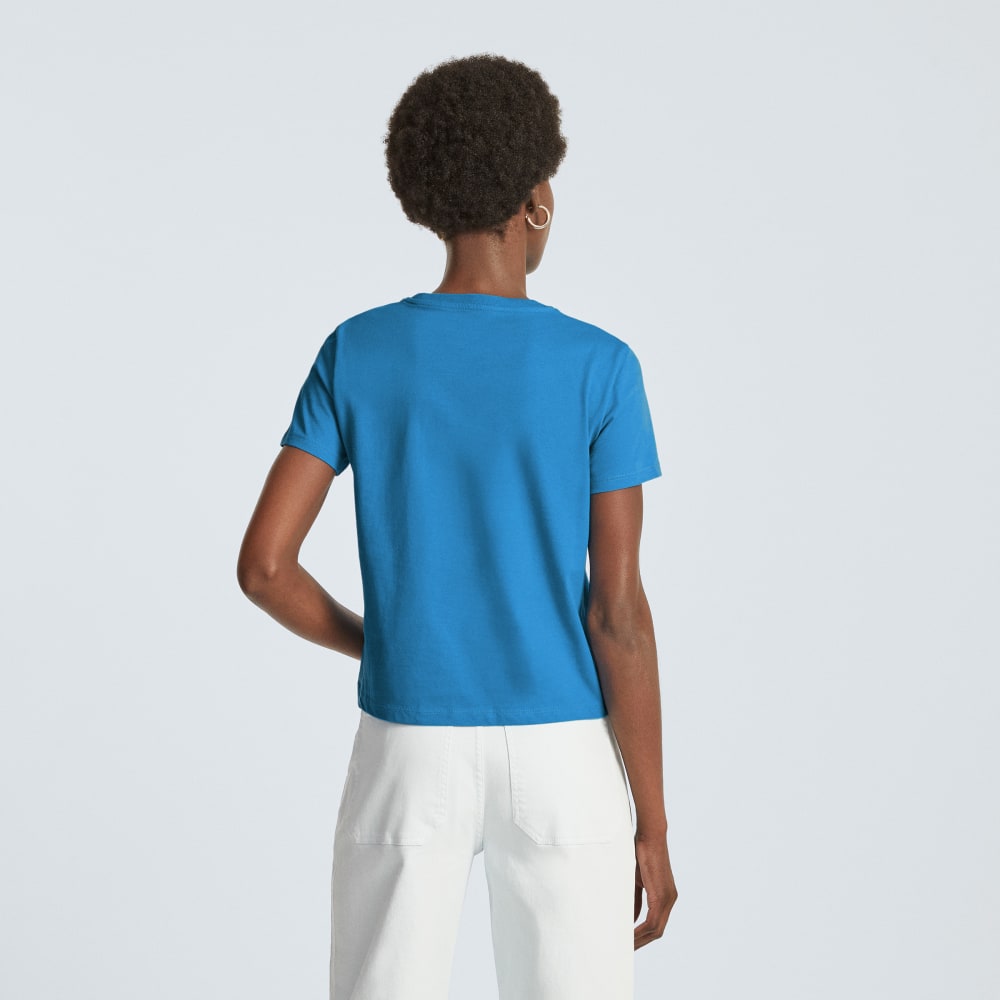 The Box-Cut Tee in Essential Cotton in Horizon Blue — detail view