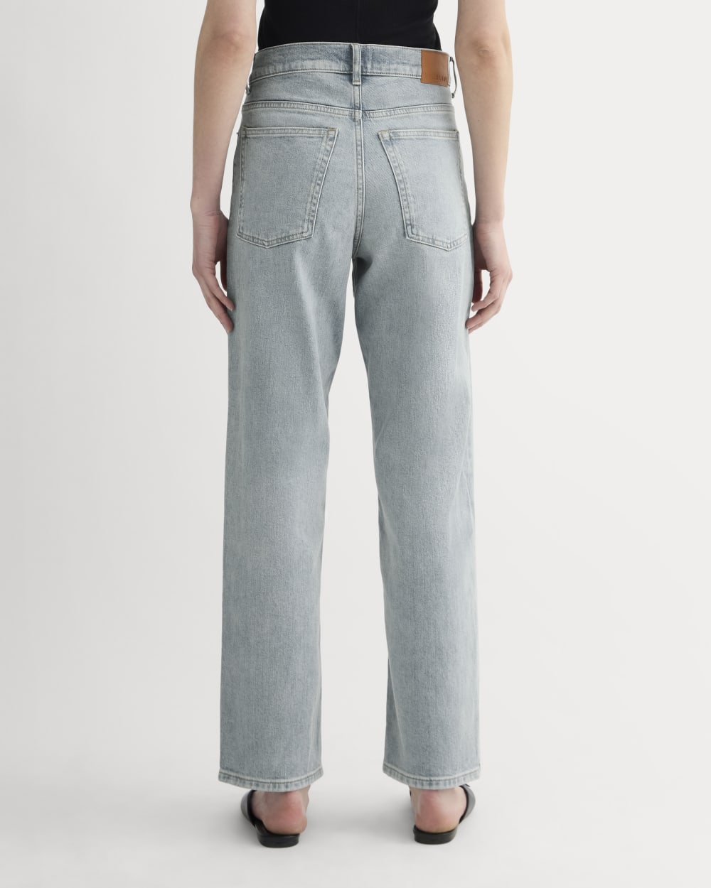 The Way-High® Jean 2.0 in Light Indigo — detail view