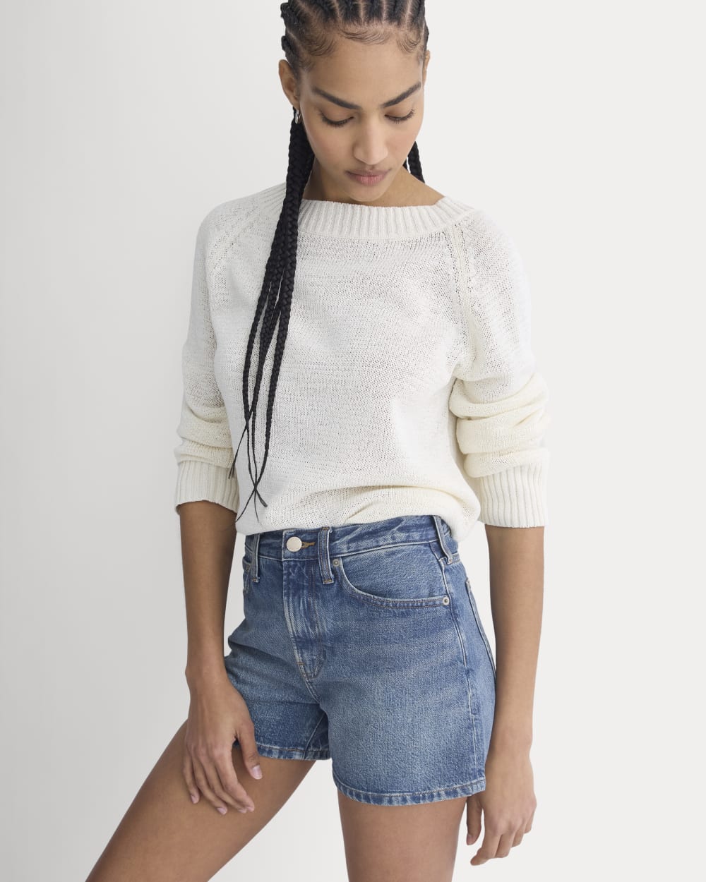 Classic Jean Short in Medium Indigo — detail view