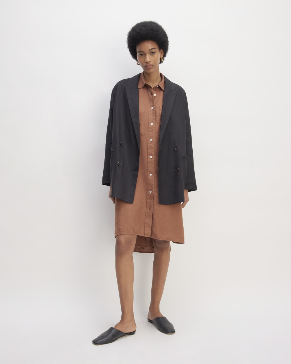 The Linen Double Breasted Blazer in Black — detail view