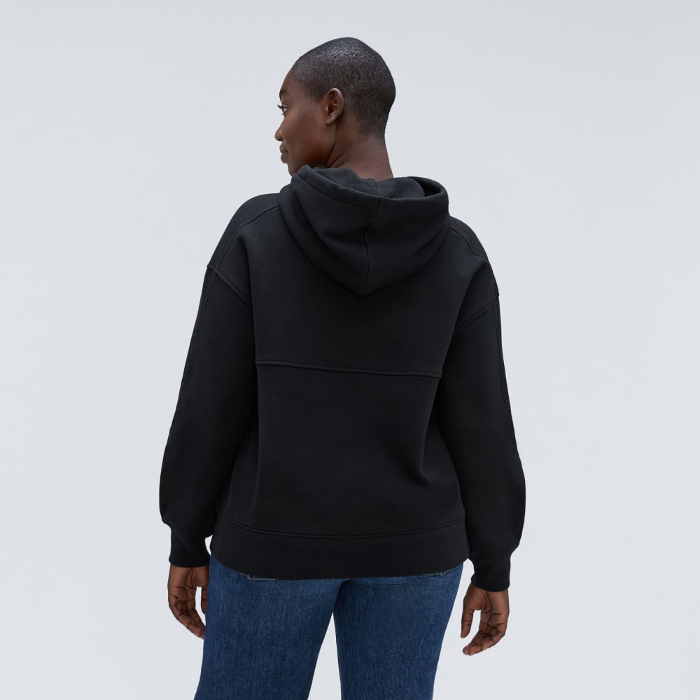 The Track Organic Cotton Popover in Black — detail view