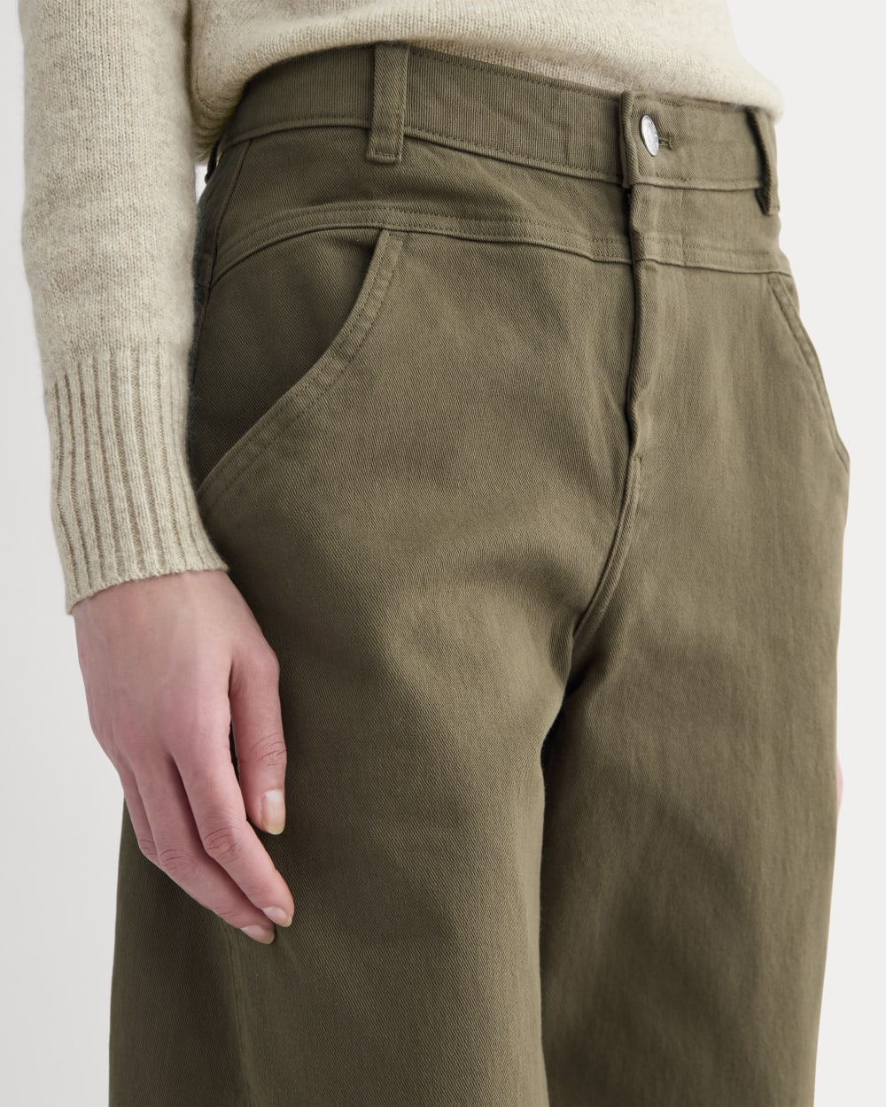 Double-Stitch Barrel Pant in Beech — detail view