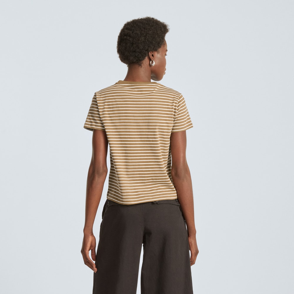 The Box-Cut Tee in Essential Cotton in Olive / Tan — detail view
