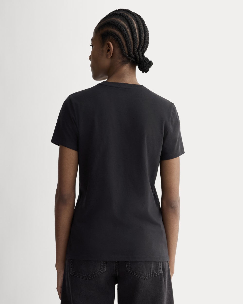 The Slim Crew in Essential Cotton in Black — detail view