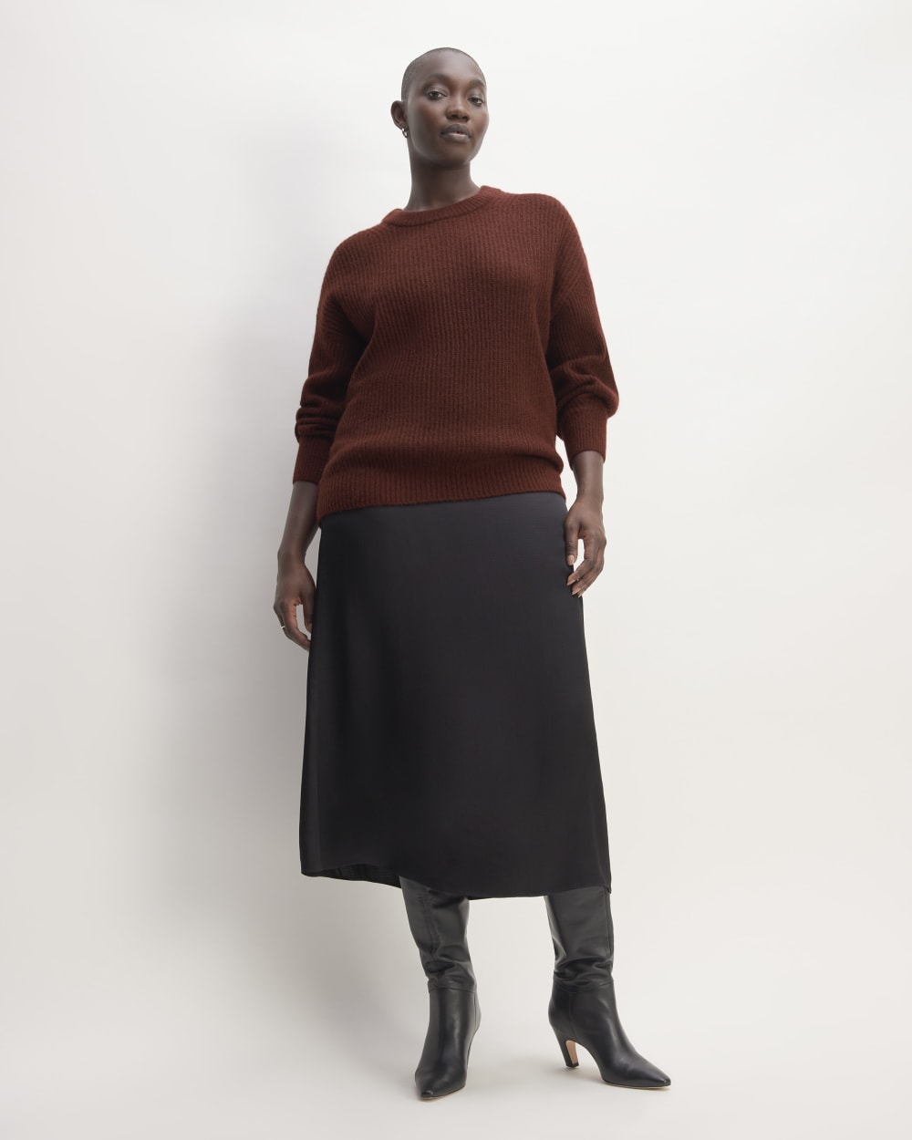 The Cocoon Crew in Alpaca in Burgundy — detail view