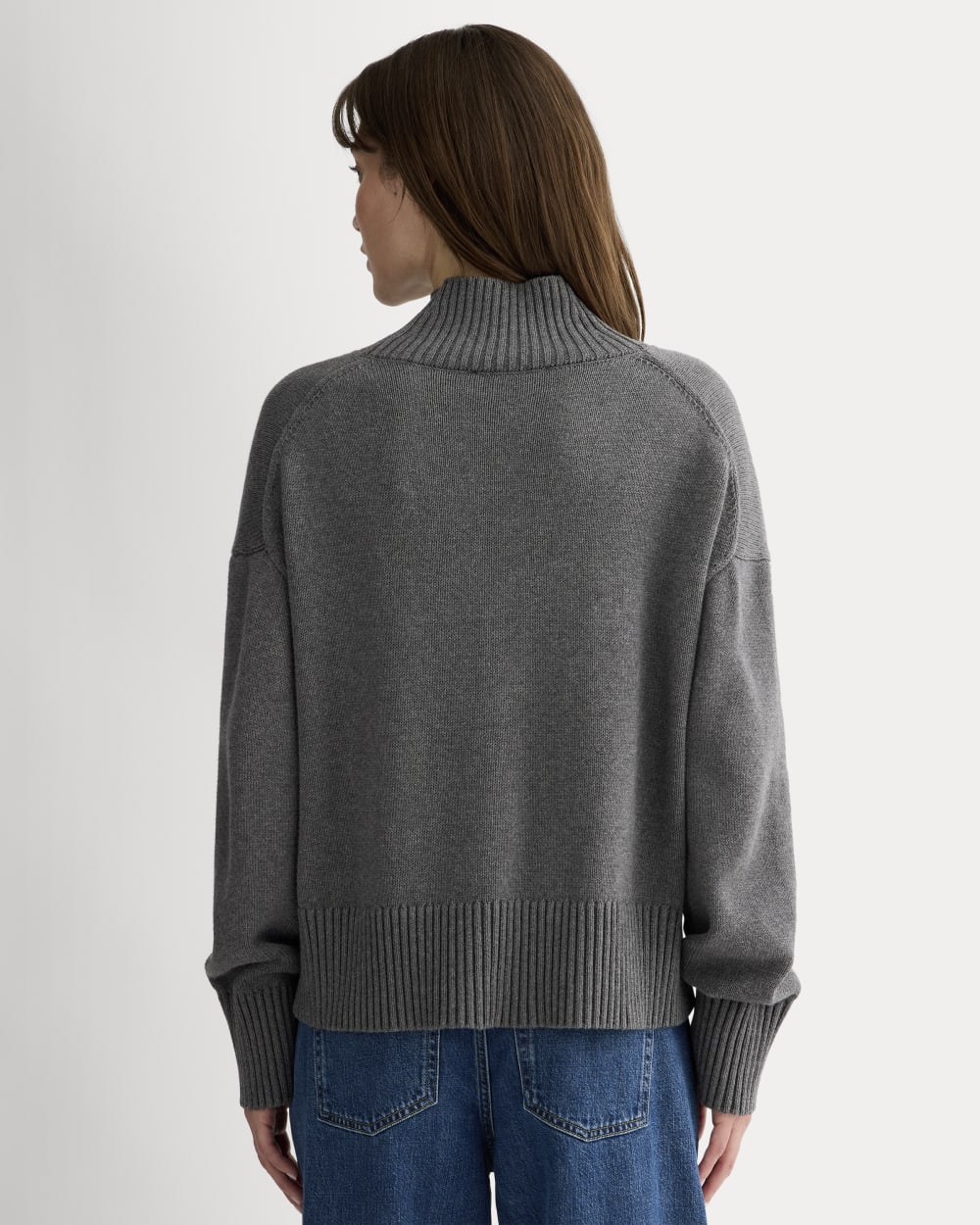 The Boxy Turtleneck in Everyday Cotton in Heathered Charcoal — detail view