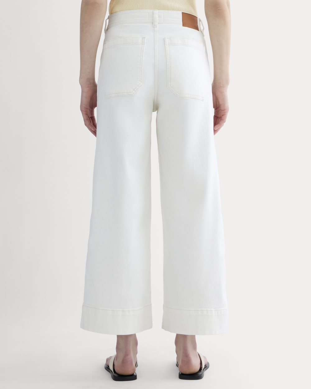The Mariner Cropped Jean in Calico Ecru — detail view
