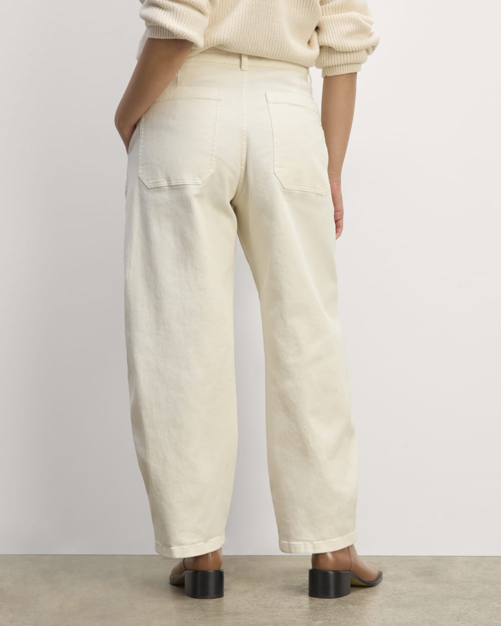 The Utility Curve Pant in Bone — detail view