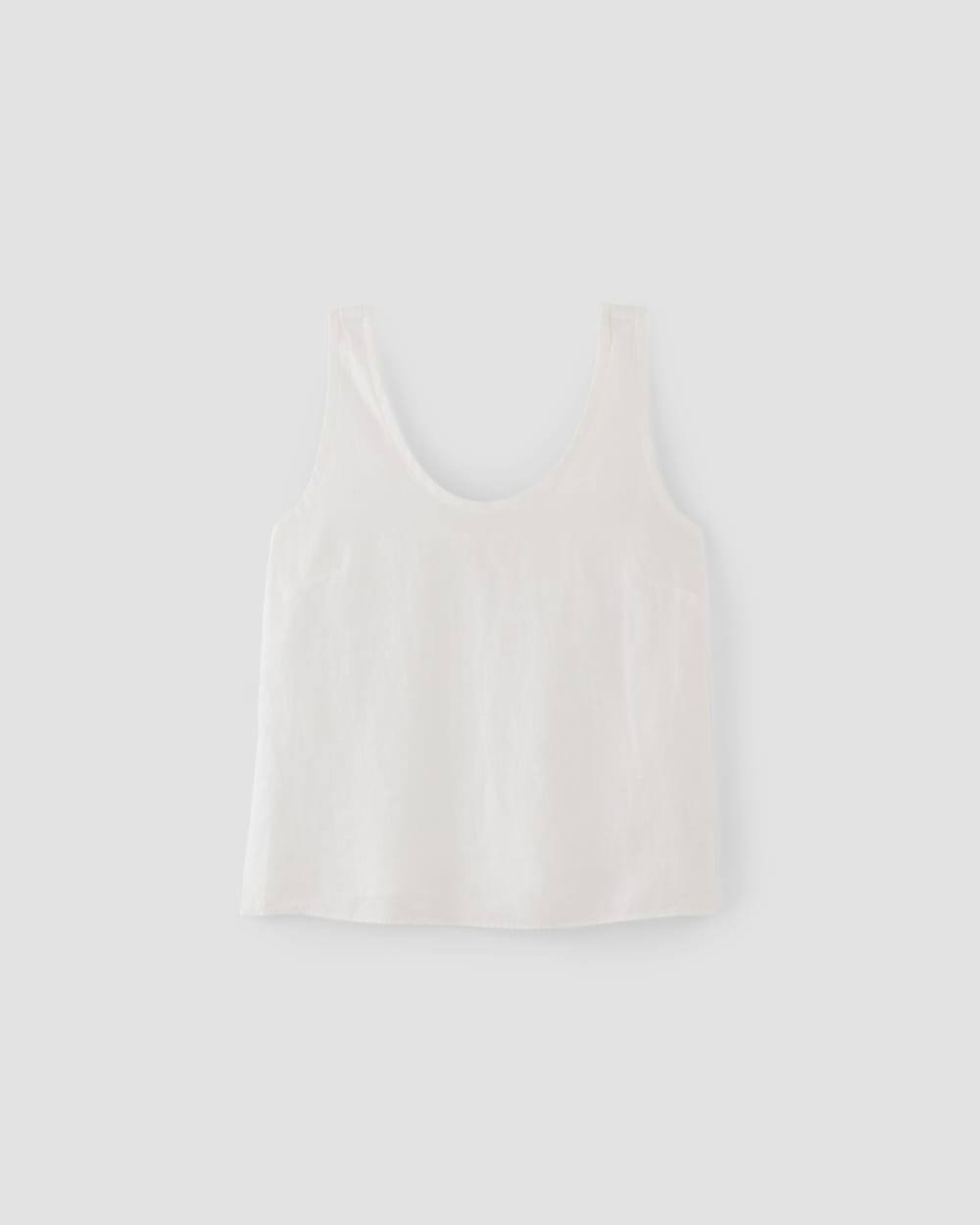 The Scoop Tank in Linen in White — alternate view