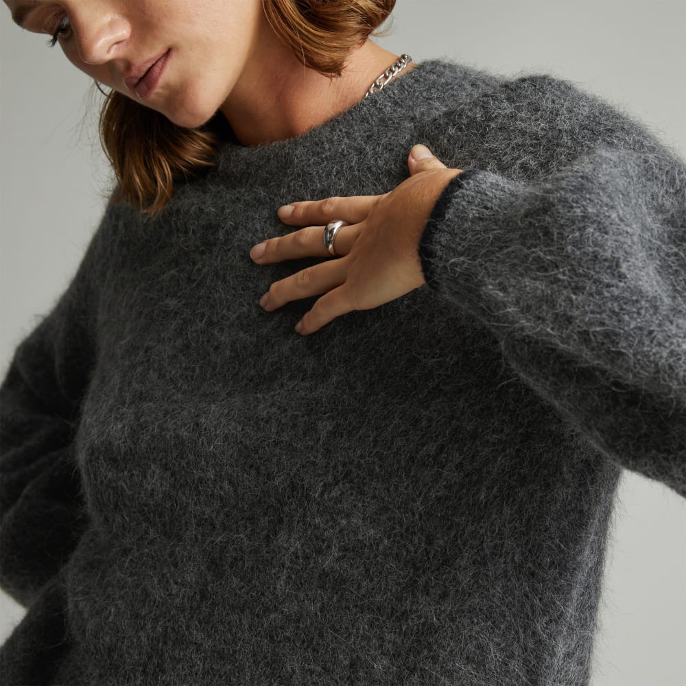 The SuperFuzz Alpaca Oversized Crew in Heathered Charcoal — detail view