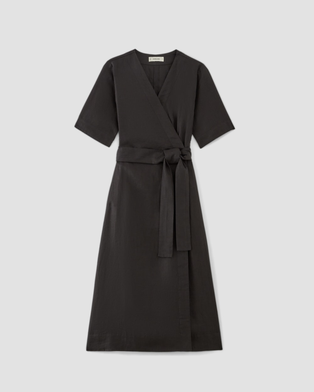 The Wrap Dress in Linen in Black — alternate view