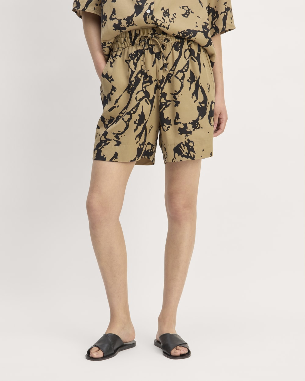 The Vacation Short in Black / Cornstalk Abstract — detail view